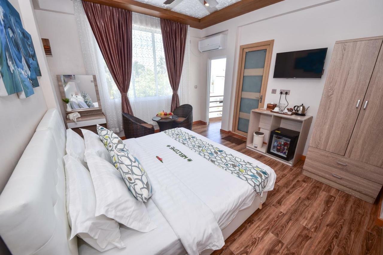 Vilu Thari Inn Maldives Mahibadhoo Екстериор снимка